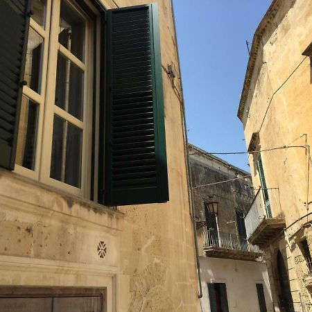 La Piccola Dimora Dell' Alcantarine Apartamento Lecce Exterior foto