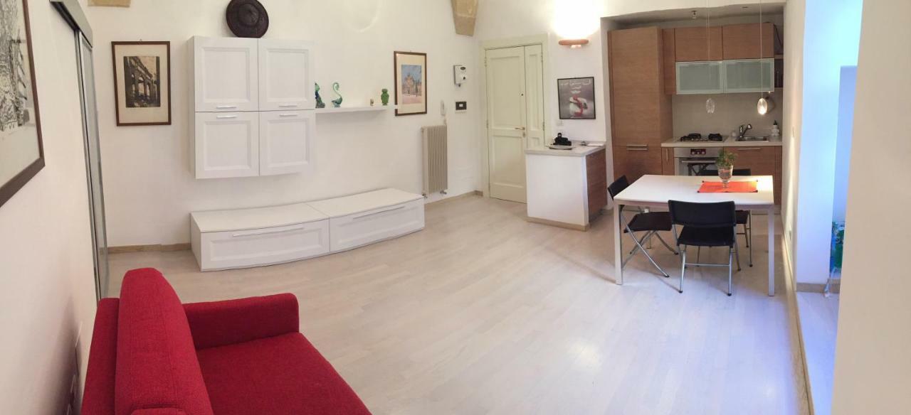 La Piccola Dimora Dell' Alcantarine Apartamento Lecce Exterior foto